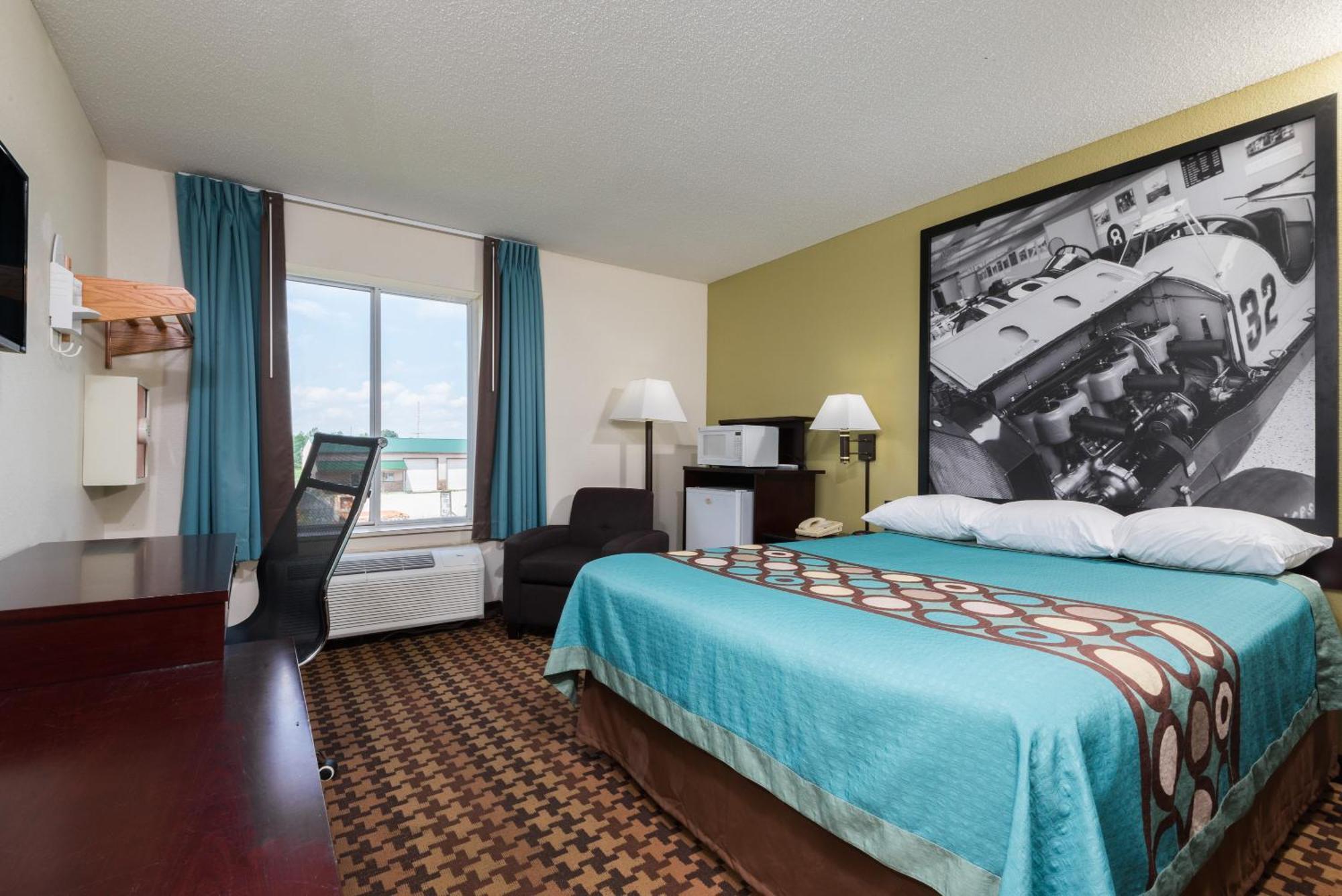 Super 8 By Wyndham Cloverdale In Номер фото